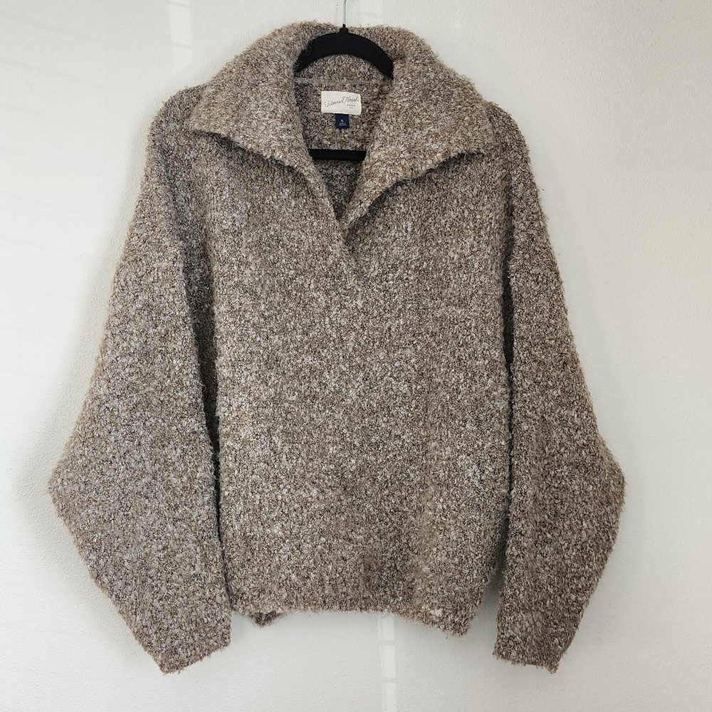 Universal Thread Pullover Sweater